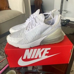 Nike AIRMAX270 kids 5.5y